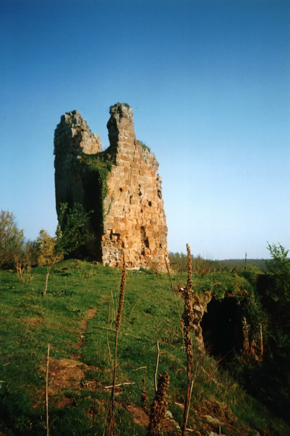 Domenica 12 giugno – Trekking Archeologico